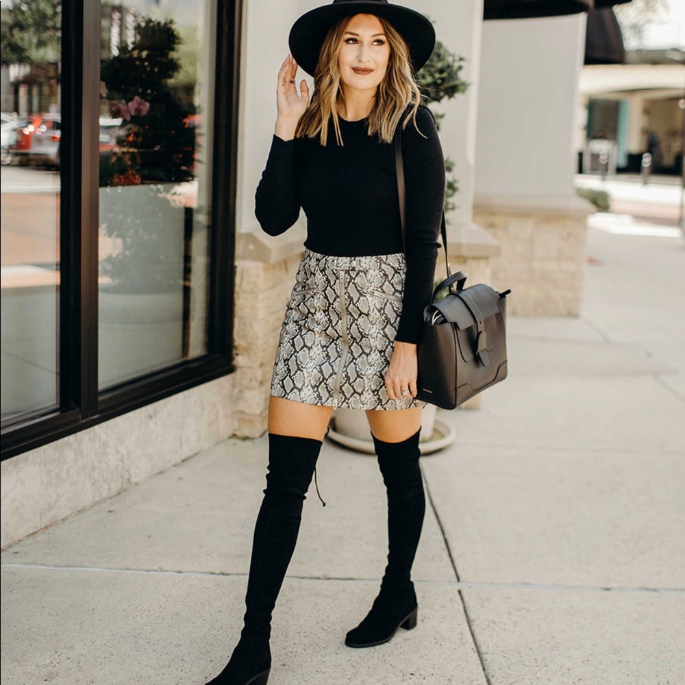 Thread & Supply snake print mini skirt. Size S